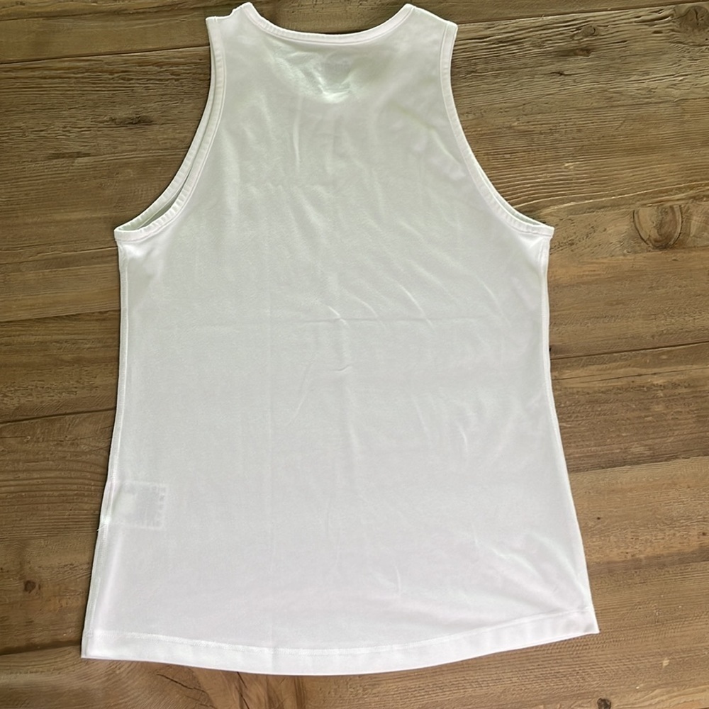Nike Dri-Fit Tank.  Size XS - Picture 4 of 6